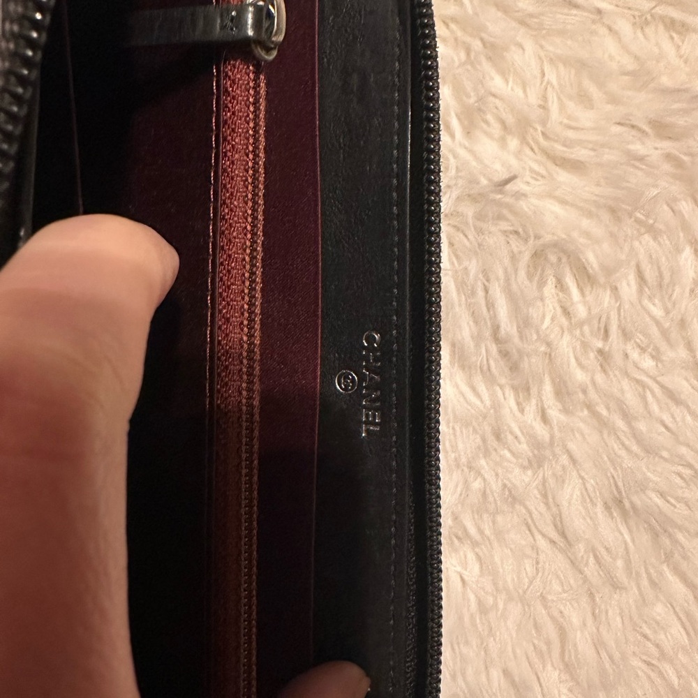 CHANEL Black Quilted Embossed Wallet - Picture 5 of 13